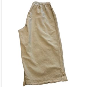 NWT KAREN SCOTT Woman Comfort Waist Pocketed Khaki Beige Summer Capri Pants